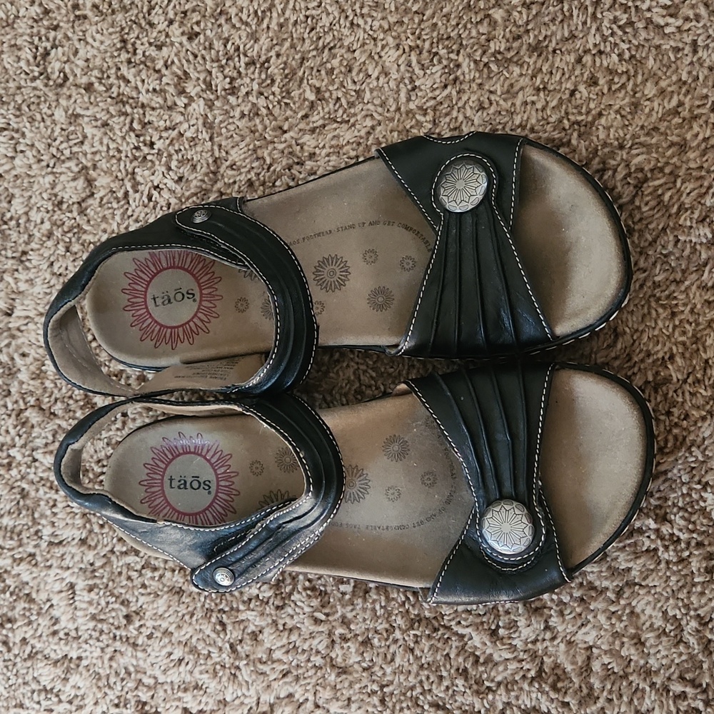 Taos Sandals